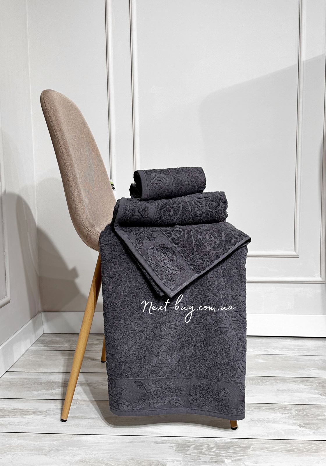 Набор хлопковых полотенец Maison D'or Garden Rose anthracite 3шт — изображение 1