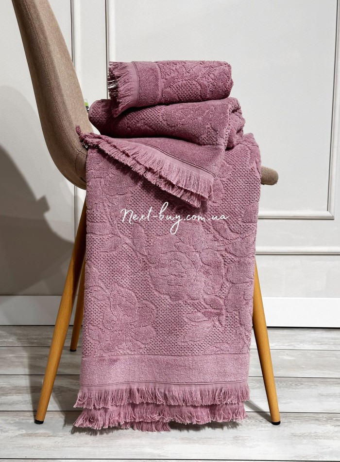 Набор хлопковых полотенец Maison D'or New Flora lila 3шт — изображение 3