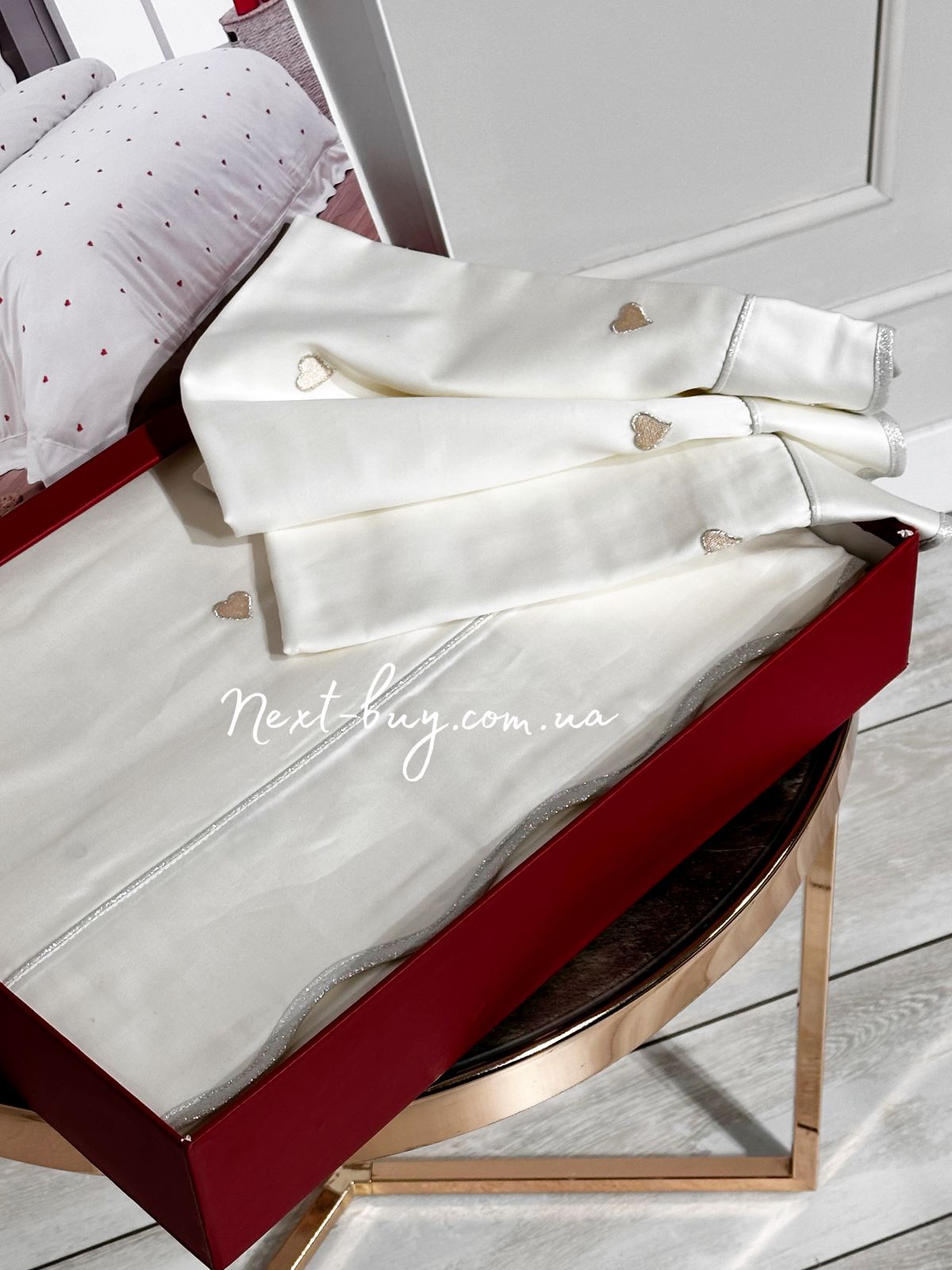 Maison D'or Les Coeurs ecru-beige постільна білизна євро 200х220 сатин з аплікацією з сердечок - Зображення 1