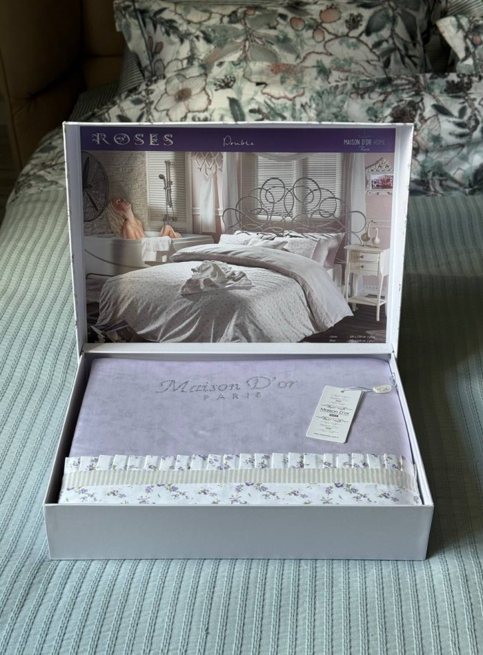 Постільна білизна Maison D'or Roses lilac 200x220см сатин із стразами - Зображення 5
