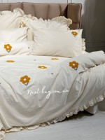 Постільна білизна з простирадлом на резинці Saheser Florita Sari євро 200×220 • Вишивка - Зображення 4
