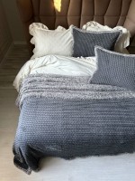 Двустороннее теплое и мягкое покрывало с наволочками Mosaic antrasit 220х260 — изображение 3