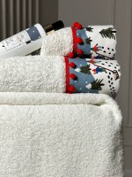 Новогодний набор махровых полотенец La Maison Monte 3шт. + ароматический спрей — изображение 3