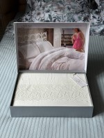 Постільна білизна Maison D'or GLORIA Ecru 200x220см сатин з мереживом - Зображення 4