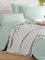 Постельное белье с вышивкой и пике Mystic ocean mint  евро 200х220