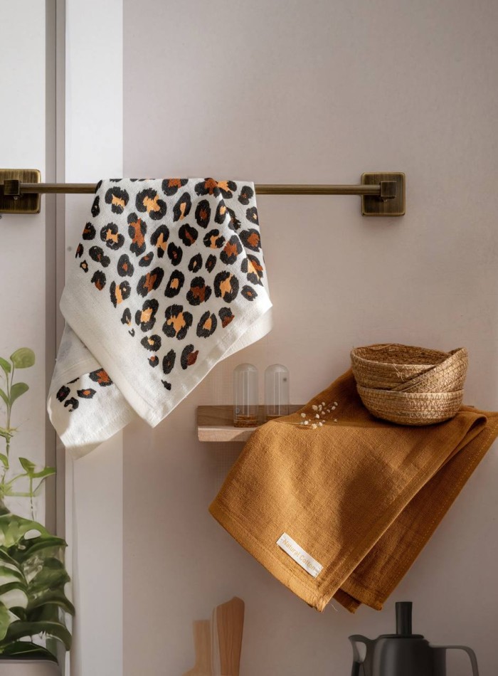 Набор кухонных полотенец Nilteks Leopards  tencel 5 шт. 40х60 — изображение 4