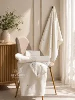 Банное полотенце Kassatex New York Zephire Eponge Adulte, кремовое с вышивкой сердечек, 90×150 см — изображение 4