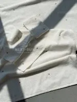 Банное полотенце Kassatex New York Zephire Eponge Adulte, кремовое с вышивкой сердечек, 90×150 см — изображение 3