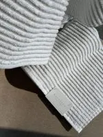 Махровий банний рушник у смужку Kassatex New York Sullivan Ribbed, 100% єгипетська бавовна, 70×140 см, 1 шт. - Зображення 4