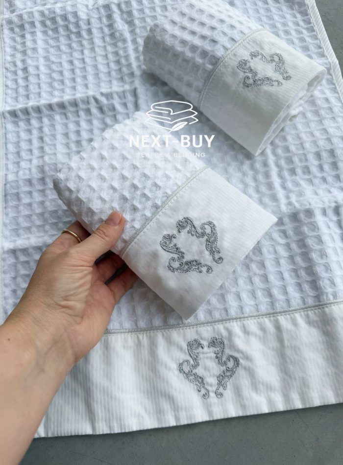 Набір із 3 бавовняних серветок Maison D’or Brise Apone white 40 × 60 см кольору екрю - Зображення 3